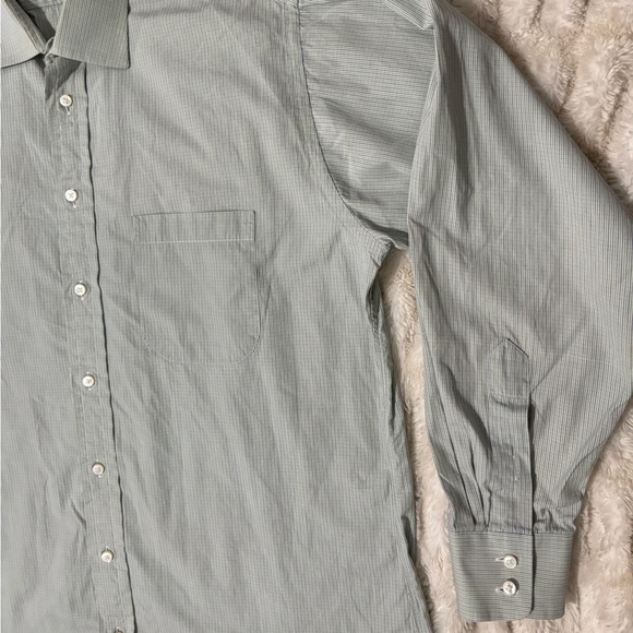 BURBERRY LONDON Men’s Casual Button Down Shirt - Picture 6 of 13